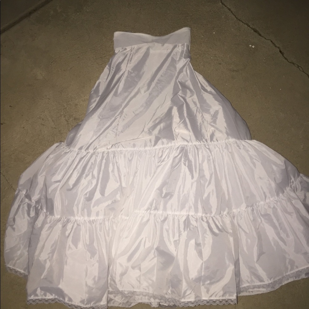 David’s bridal petticoat or slip